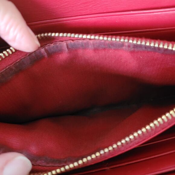 MIU MIU Patent Leather Red Burgundy Zip Long Wallet Clutch Logo Accordion Large - Picture 8 of 14